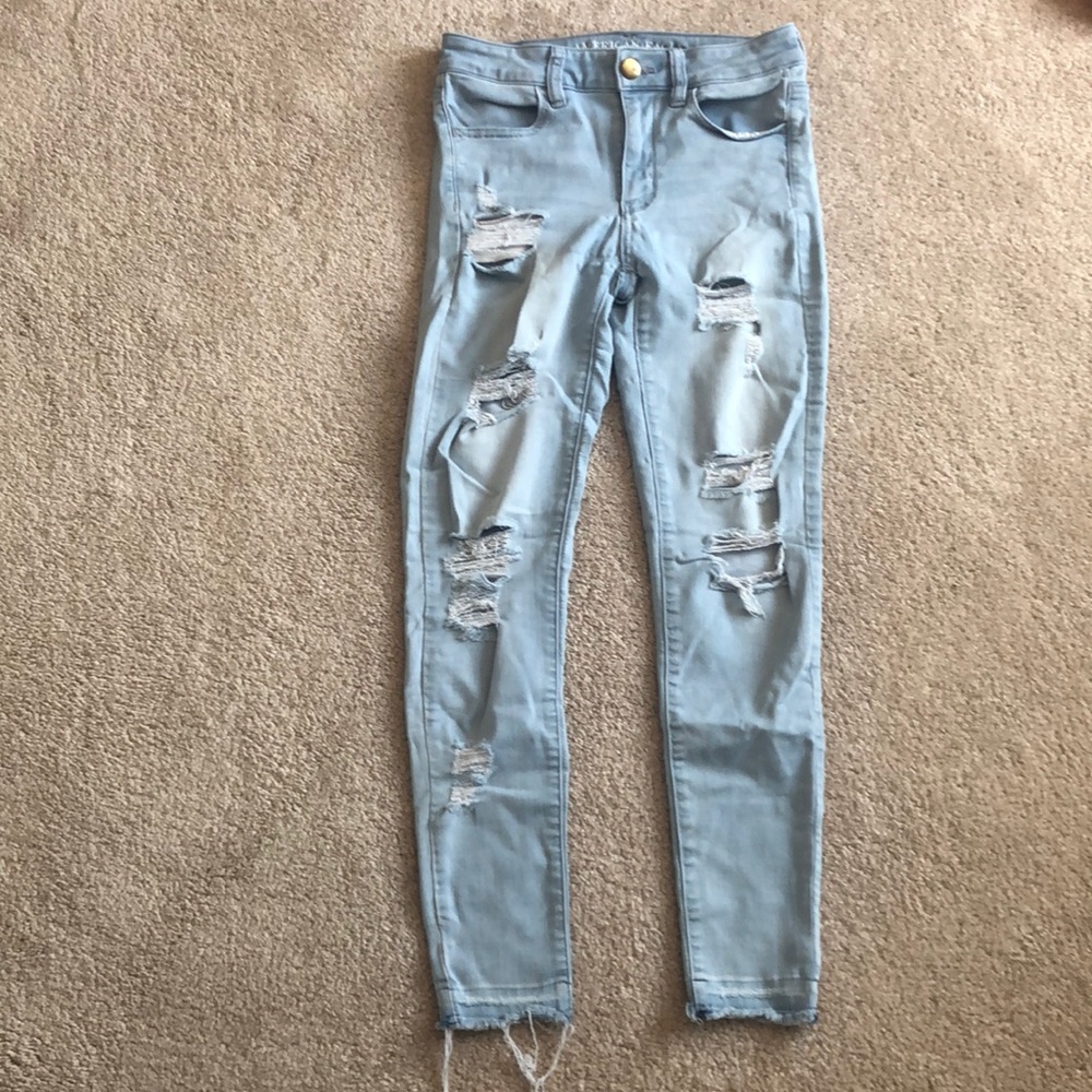 American Eagle Distressed Jeans